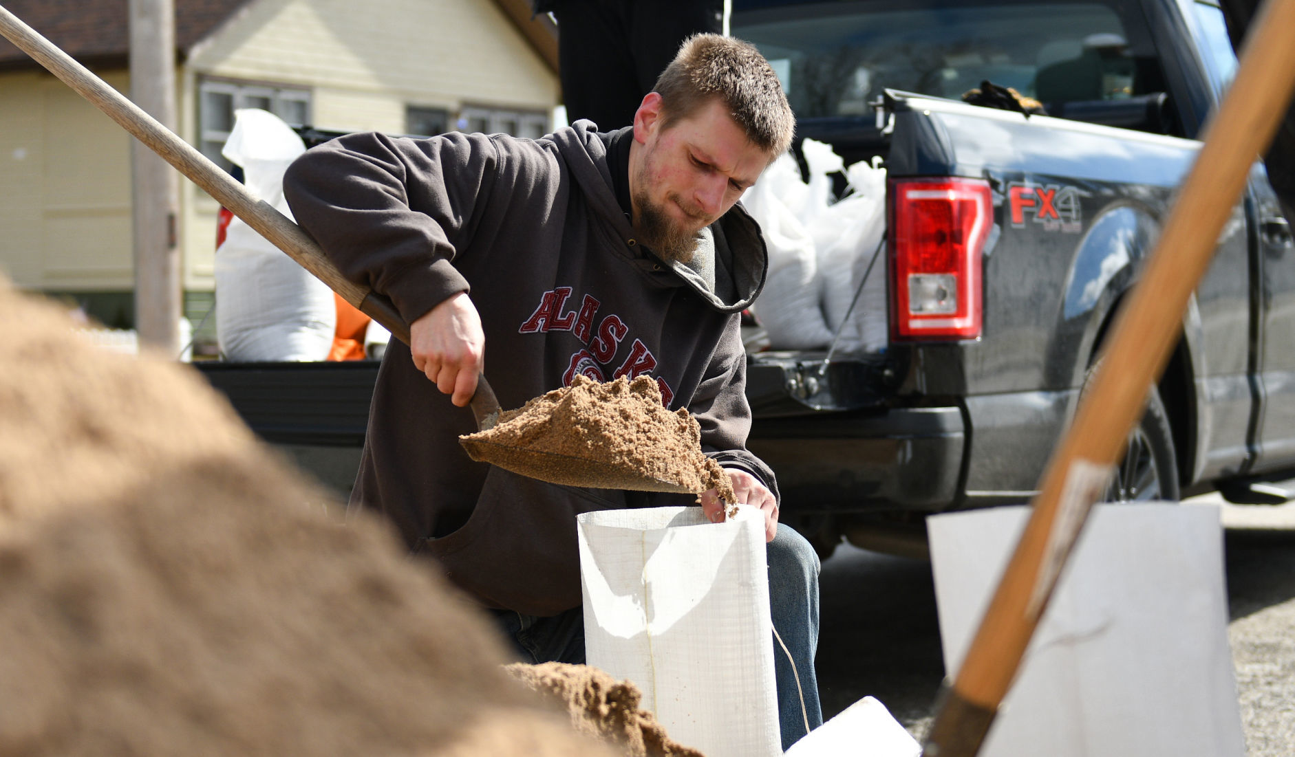 031619-mda-nws-sandbags-005a.JPG